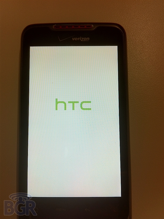 HTC一款全键盘Android 2.2新机曝光